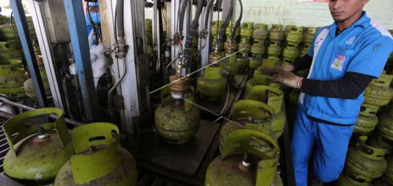  Pertamina Tambah Pasokan Elpiji Bersubsidi Sambut Natal Tahun Baru